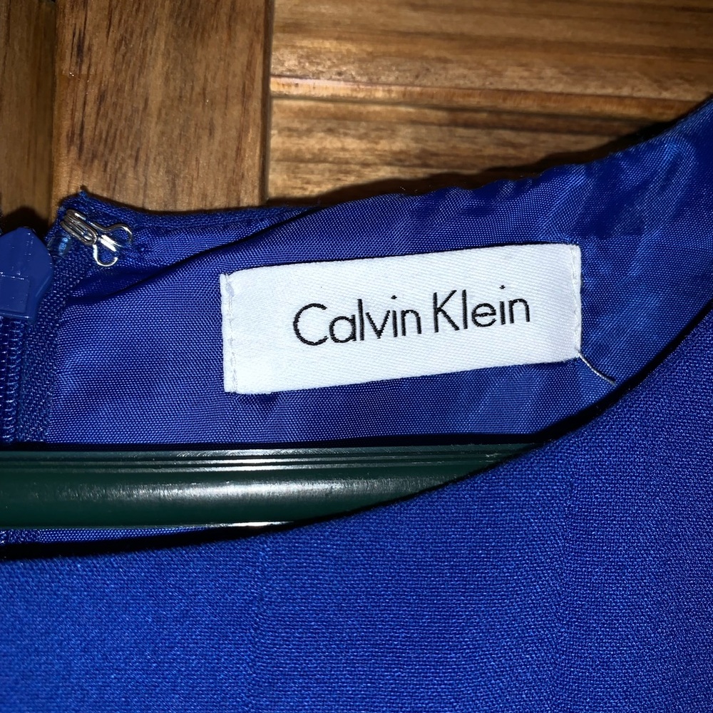 clothes - Picture 2 of 2